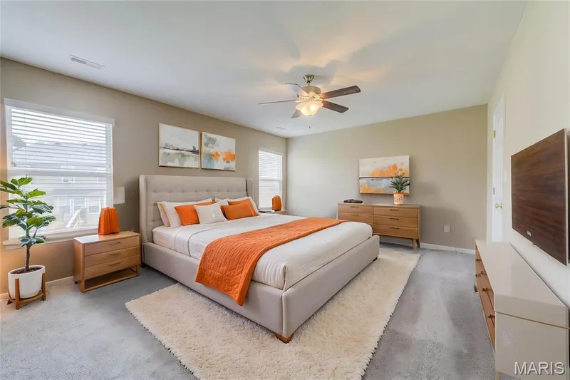 Large primary suitevirtually staged — 1844 Sterling Oaks Drive, St Peters, MO 63376