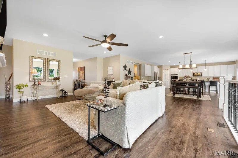 115 Hannahs Mill Drive, Lake St. Louis, MO 63367 — listing photo 11 of 40