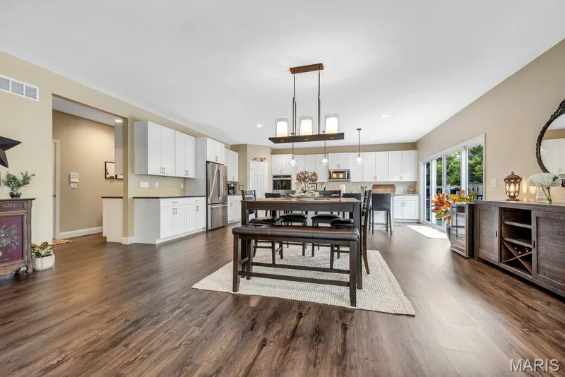 115 Hannahs Mill Drive, Lake St. Louis, MO 63367 — listing photo 14 of 40