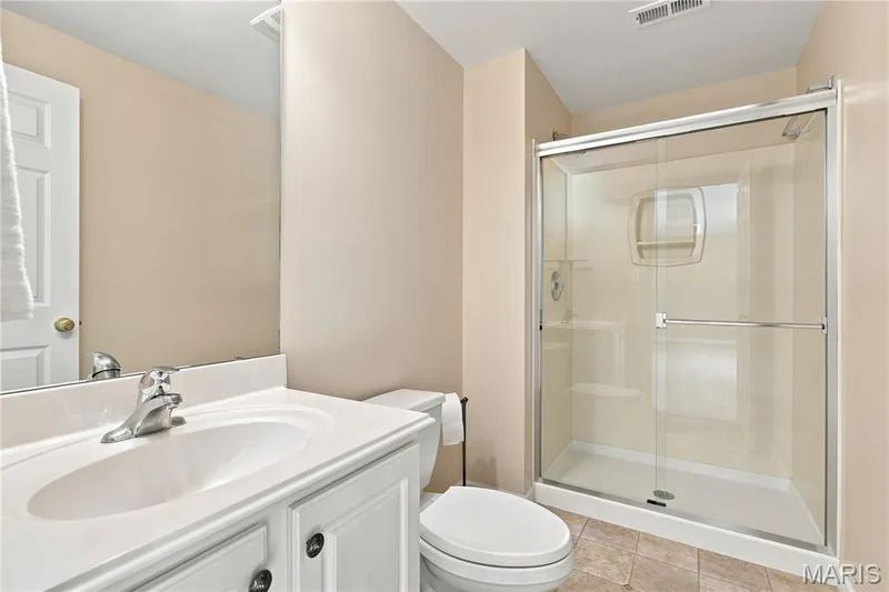 944 Daffodil Ridge Drive, O'Fallon, MO 63366 — listing photo 24 of 33