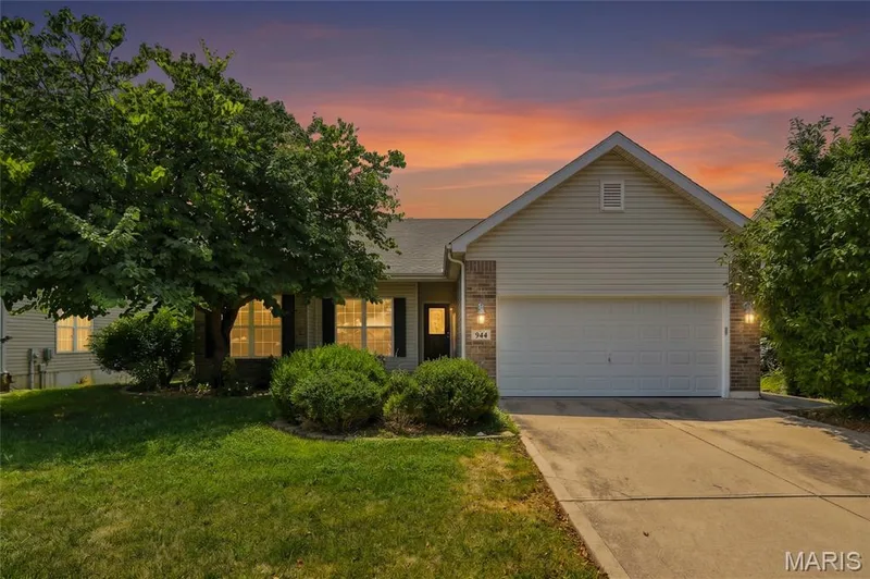 944 Daffodil Ridge Drive, O'Fallon, MO 63366 — listing photo 33 of 33