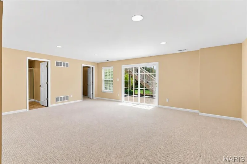 944 Daffodil Ridge Drive, O'Fallon, MO 63366 — listing photo 14 of 26