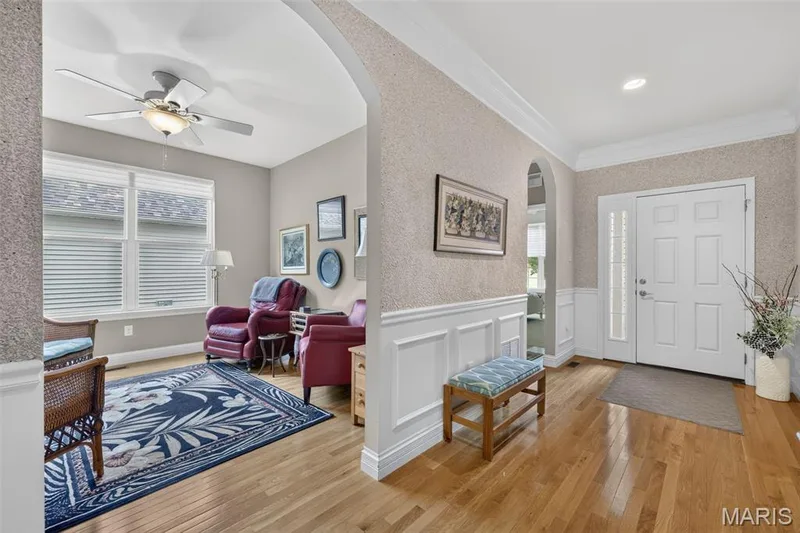 571 Owls Perch Drive, Lake St. Louis, MO 63367 — listing photo 4 of 66