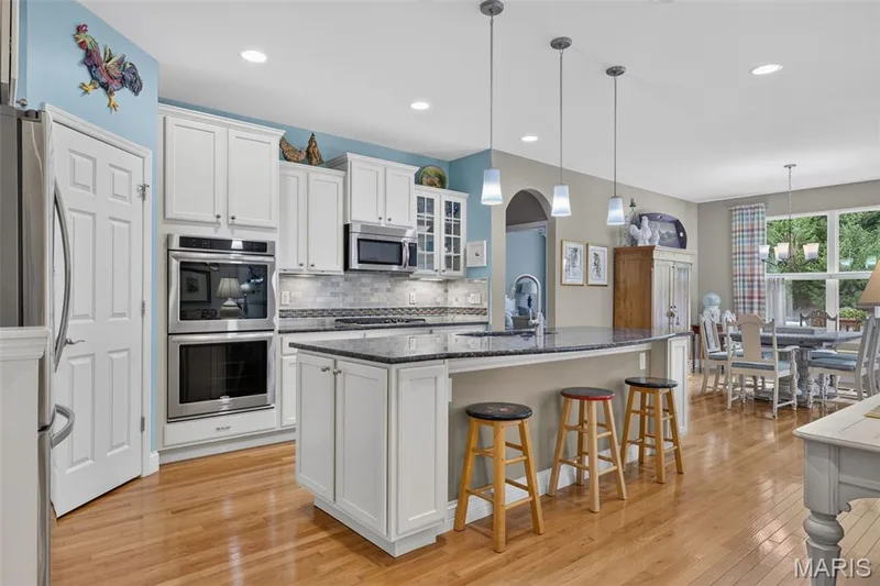 571 Owls Perch Drive, Lake St. Louis, MO 63367 — listing photo 10 of 66