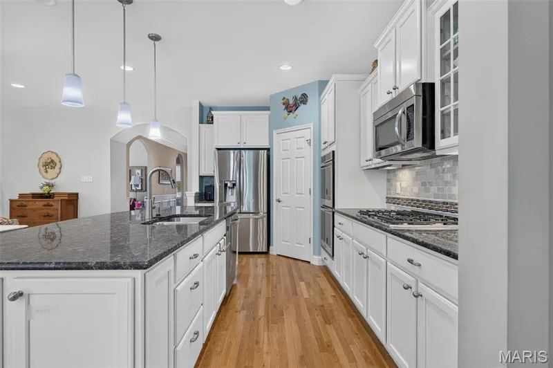 571 Owls Perch Drive, Lake St. Louis, MO 63367 — listing photo 11 of 66