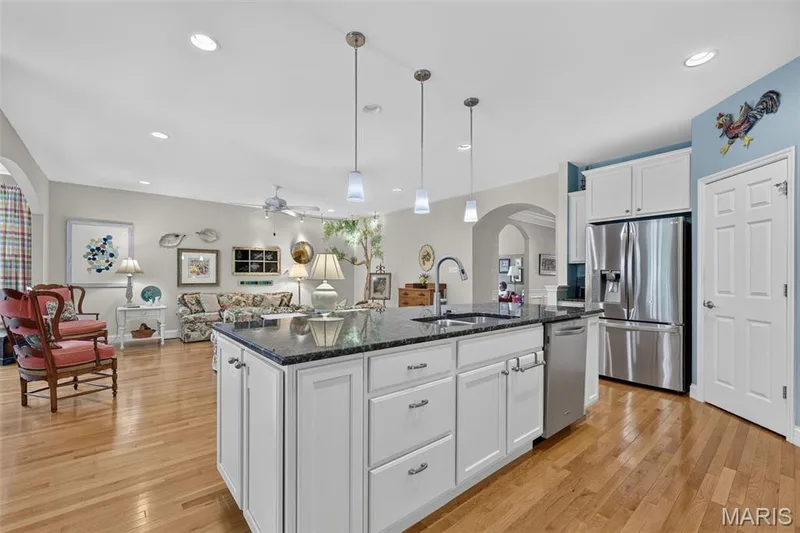 571 Owls Perch Drive, Lake St. Louis, MO 63367 — listing photo 13 of 66