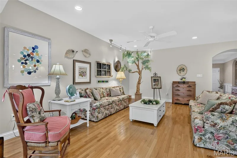 571 Owls Perch Drive, Lake St. Louis, MO 63367 — listing photo 21 of 66