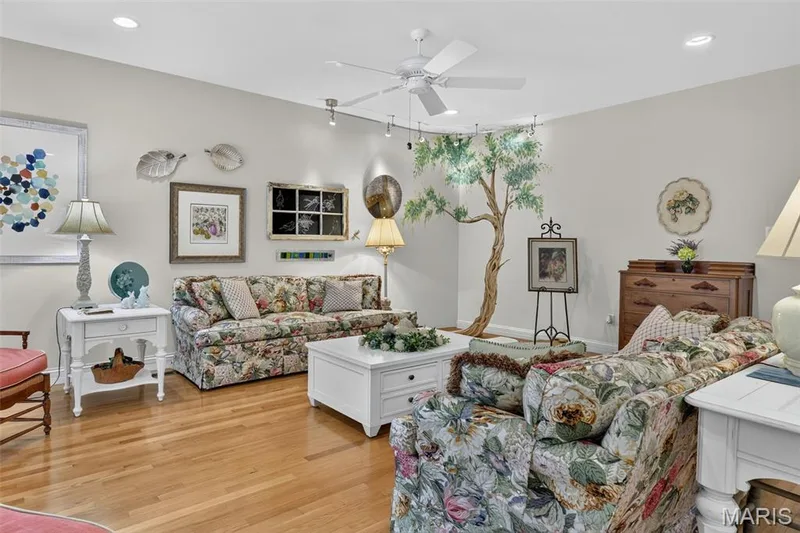 571 Owls Perch Drive, Lake St. Louis, MO 63367 — listing photo 23 of 66