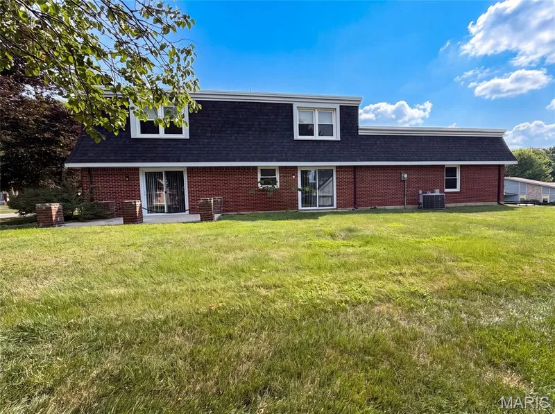 59 Sable Court, Lake St. Louis, MO 63367 — listing photo 5 of 23