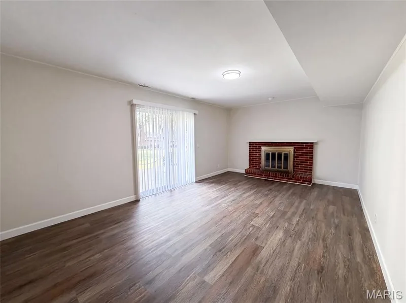 59 Sable Court, Lake St. Louis, MO 63367 — listing photo 6 of 23