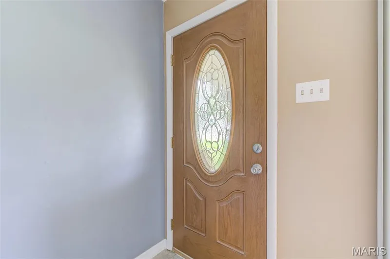 2 Saint Raymond Drive, St Peters, MO 63376 — listing photo 5 of 37