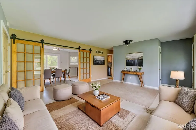 Virtual Staging Great Room — 2 Saint Raymond Drive, St Peters, MO 63376