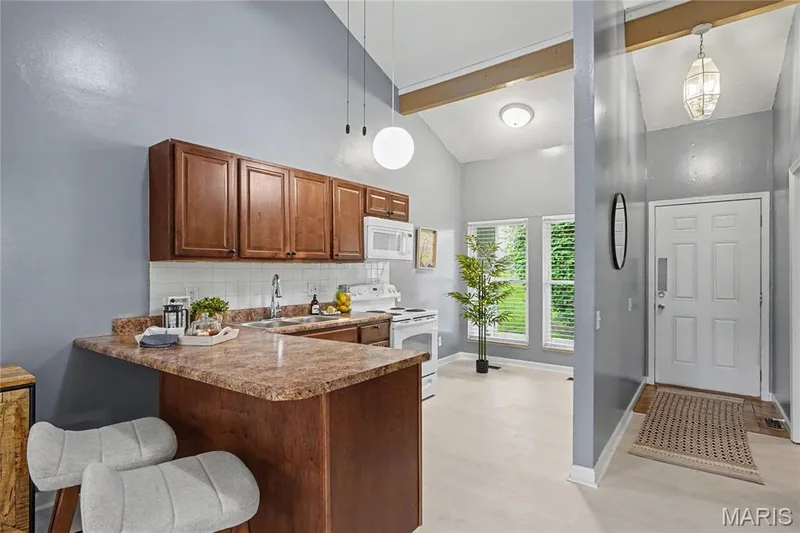 176 Harbor View Drive, Lake St. Louis, MO 63367 — listing photo 11 of 36