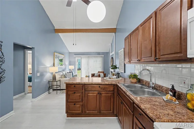 176 Harbor View Drive, Lake St. Louis, MO 63367 — listing photo 16 of 36