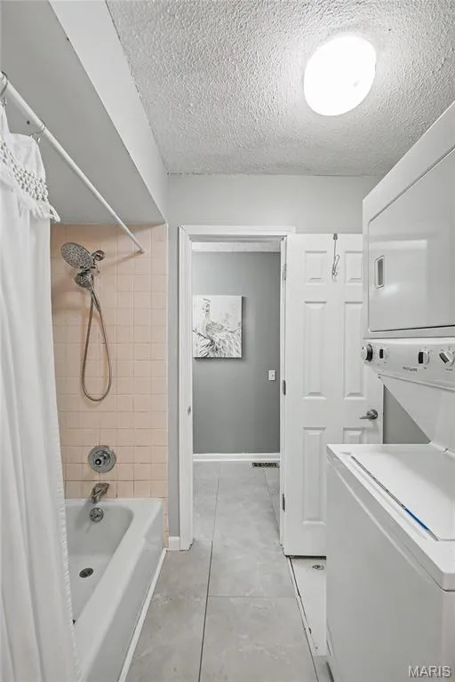 176 Harbor View Drive, Lake St. Louis, MO 63367 — listing photo 17 of 36
