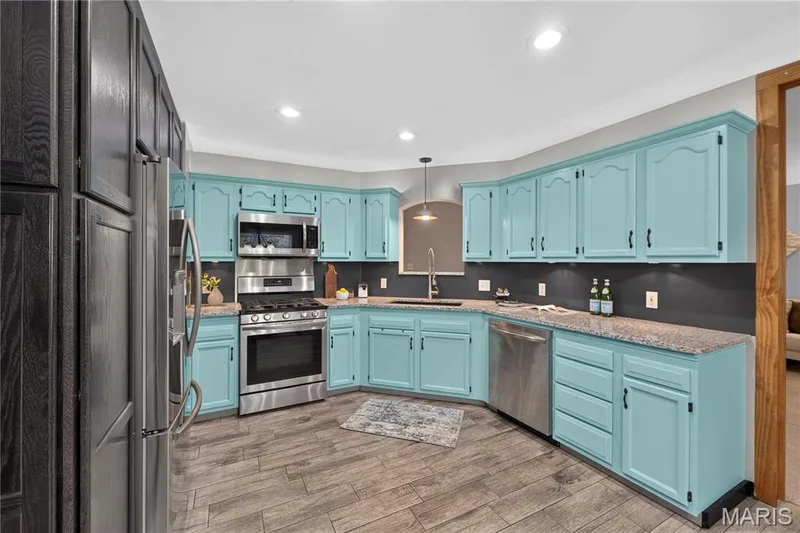 411 Bridle Ridge Court, Wentzville, MO 63385 — listing photo 15 of 63