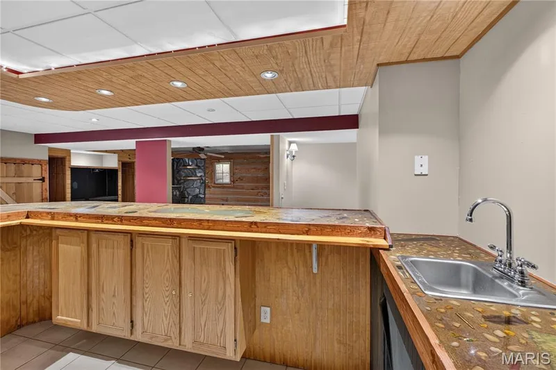 411 Bridle Ridge Court, Wentzville, MO 63385 — listing photo 37 of 63