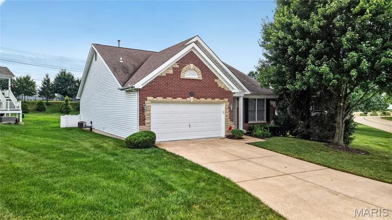 548 Boulder River Drive, O'Fallon, MO 63368 — listing photo 3 of 46