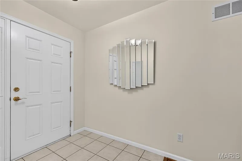 548 Boulder River Drive, O'Fallon, MO 63368 — listing photo 6 of 46