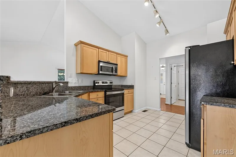 548 Boulder River Drive, O'Fallon, MO 63368 — listing photo 22 of 46