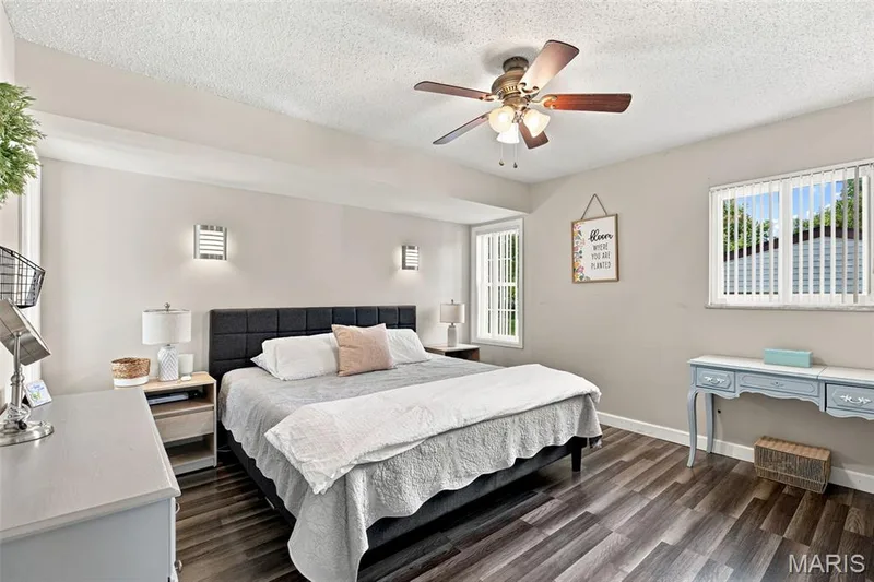 1107 Esterling Drive, St Charles, MO 63301 — listing photo 26 of 41