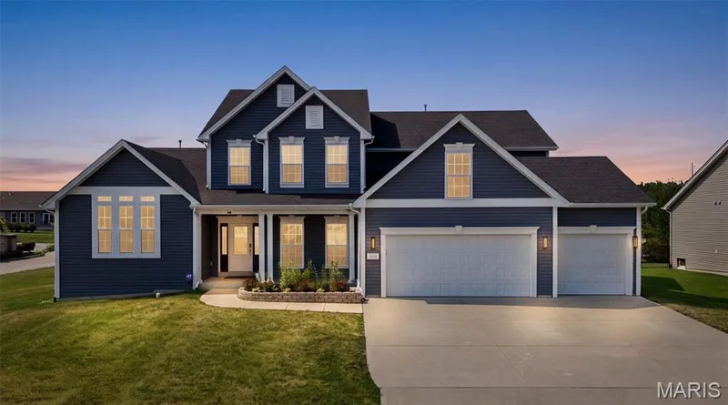 215 Wyndemere Lane, Lake St. Louis, MO 63367 — listing photo 1 of 38