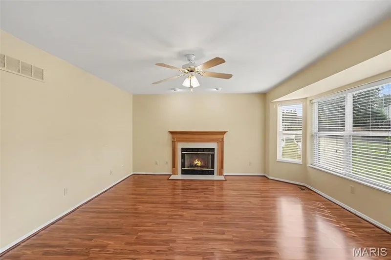 1252 Caribou Run, O'Fallon, MO 63366 — listing photo 4 of 24