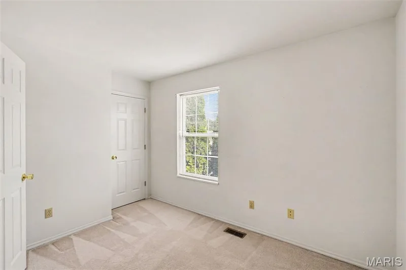 1252 Caribou Run, O'Fallon, MO 63366 — listing photo 18 of 24