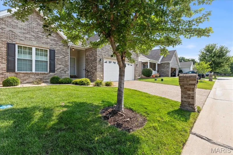 253 Strayhorn Drive, St Peters, MO 63376 — listing photo 29 of 30