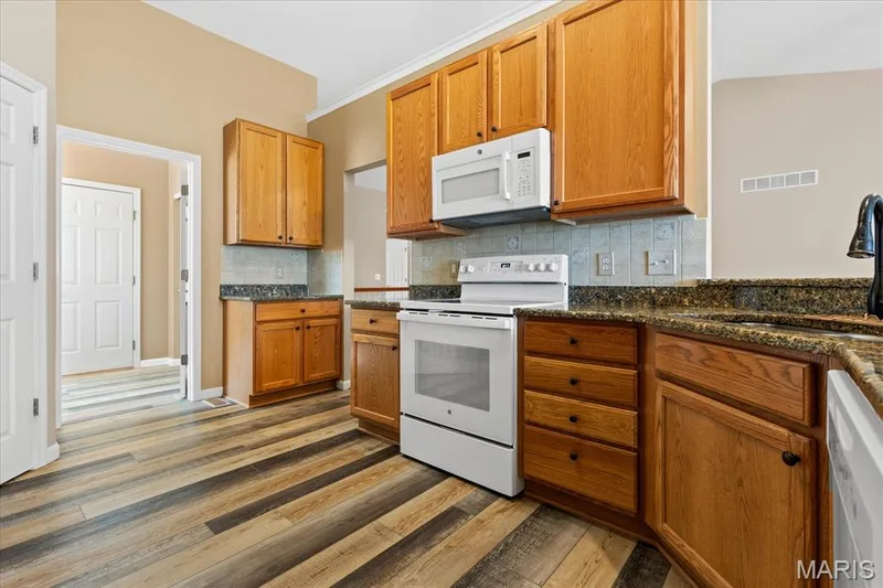 Quartz Kitchen Counter tops — 253 Strayhorn Drive, St Peters, MO 63376