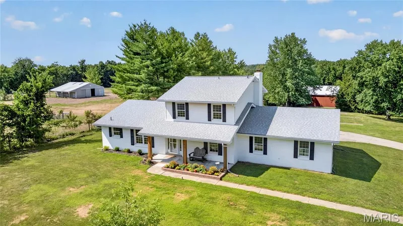33 Timber Ridge Drive, Marthasville, MO β listing photo 1