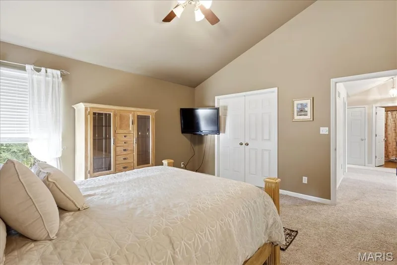 175 Beacon Point Lane, Wildwood, MO 63040 — listing photo 36 of 59