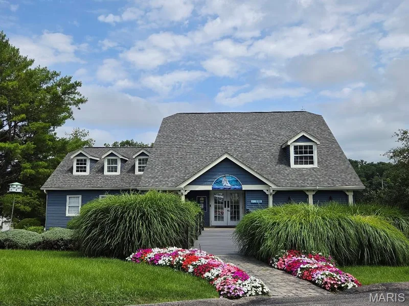 Community clubhouse — 175 Beacon Point Lane, Wildwood, MO 63040