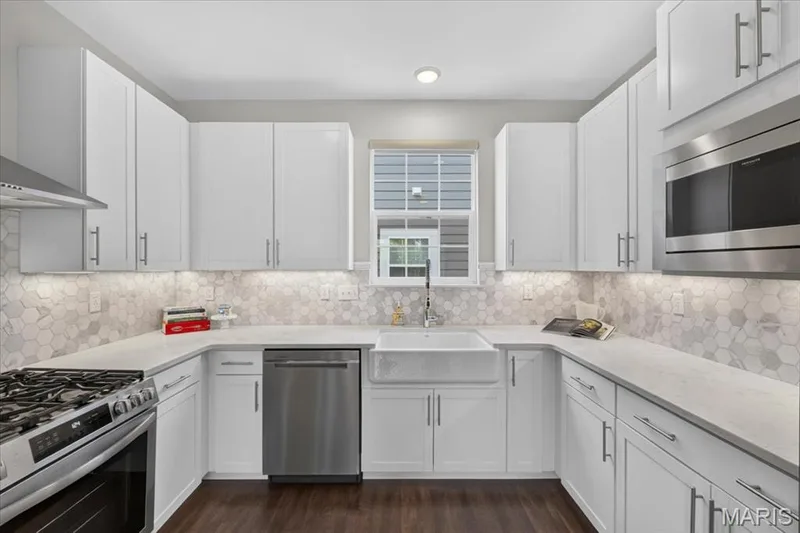 17007 Main Street, Wildwood, MO 63040 — listing photo 11 of 43