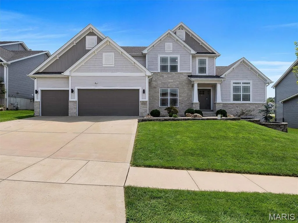 502 Leaning Woods Street, St Charles, MO 63301 — listing photo 1 of 66
