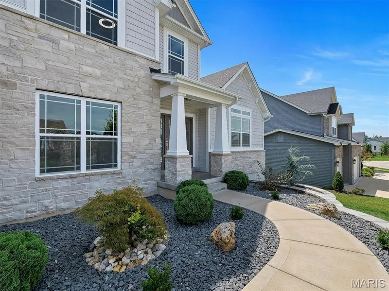 502 Leaning Woods Street, St Charles, MO 63301 — listing photo 3 of 66