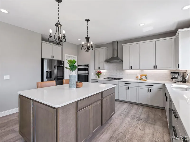 502 Leaning Woods Street, St Charles, MO 63301 — listing photo 8 of 66