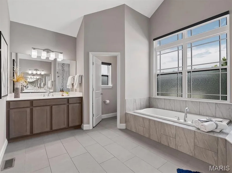502 Leaning Woods Street, St Charles, MO 63301 — listing photo 31 of 66