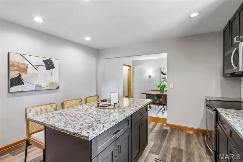 1 Elmwood Court, St Charles, MO 63301 — listing photo 17 of 47
