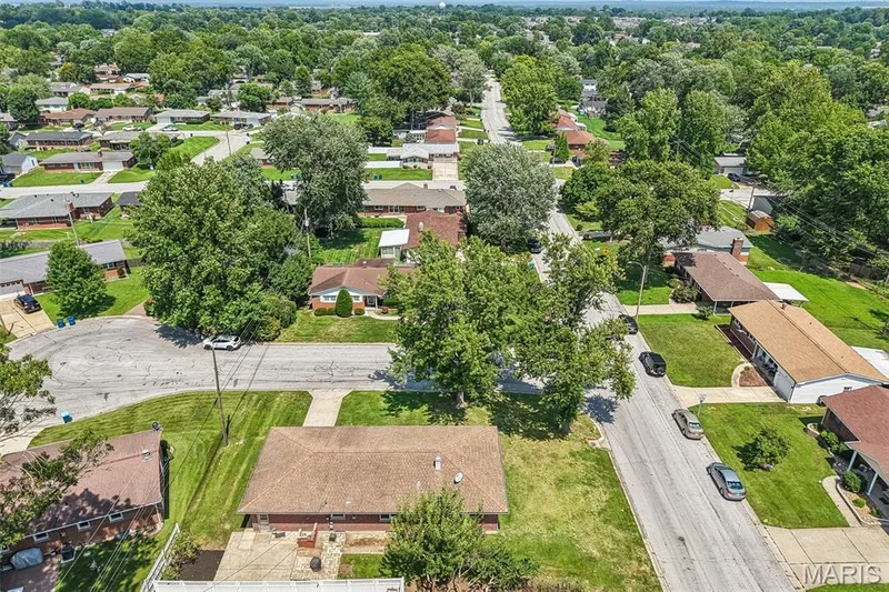 1 Elmwood Court, St Charles, MO 63301 — listing photo 44 of 47