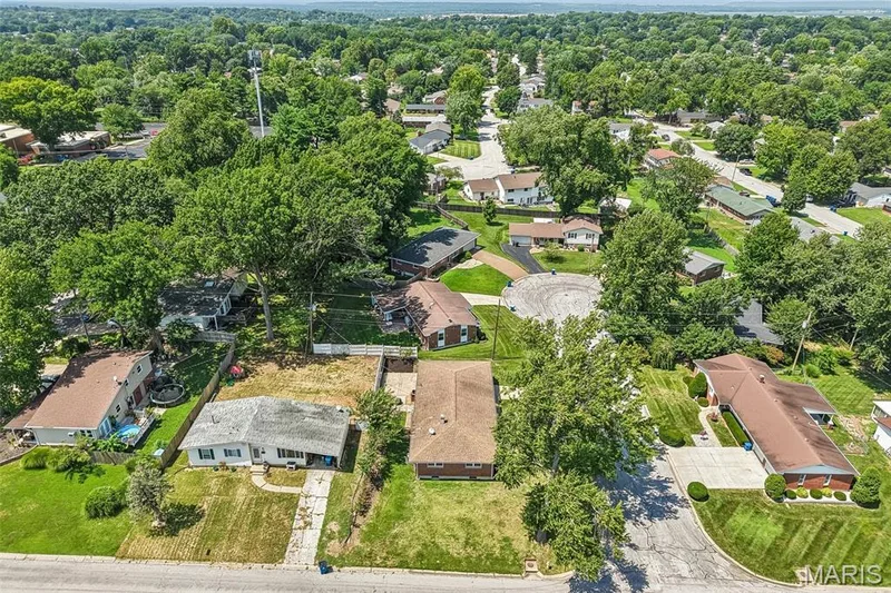1 Elmwood Court, St Charles, MO 63301 — listing photo 46 of 47