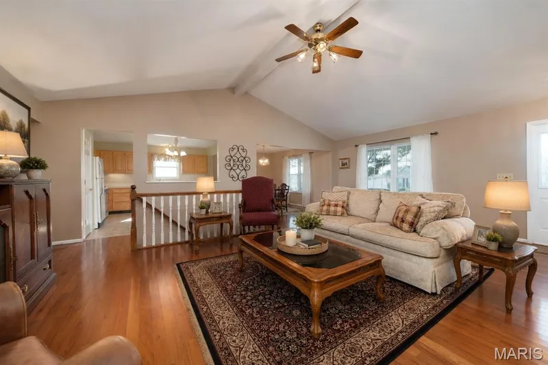 2296 Delaware Drive, St Charles, MO 63303 — listing photo 5 of 32