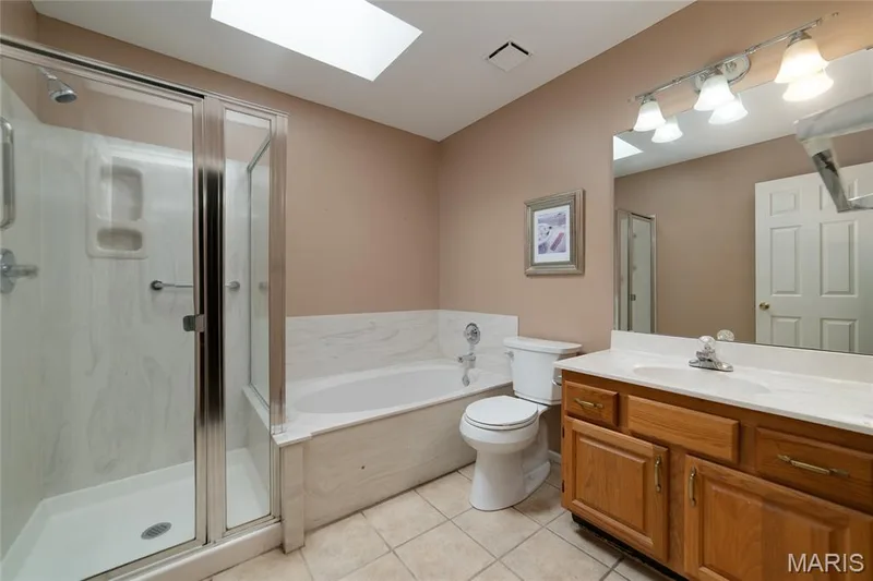 2296 Delaware Drive, St Charles, MO 63303 — listing photo 11 of 32