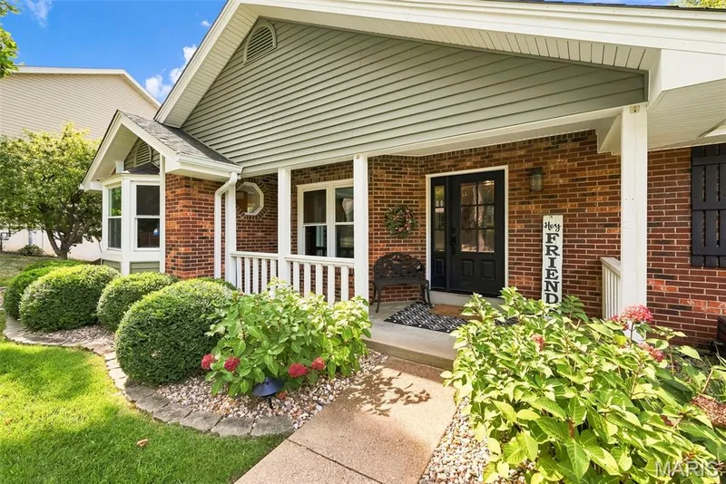 2953 Kandahar Drive, St Charles, MO 63303 — listing photo 7 of 50