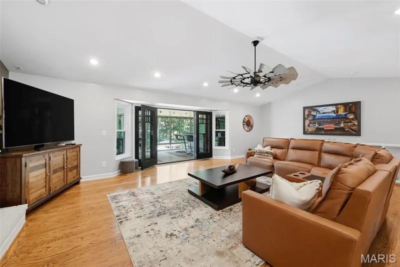2953 Kandahar Drive, St Charles, MO 63303 — listing photo 9 of 50