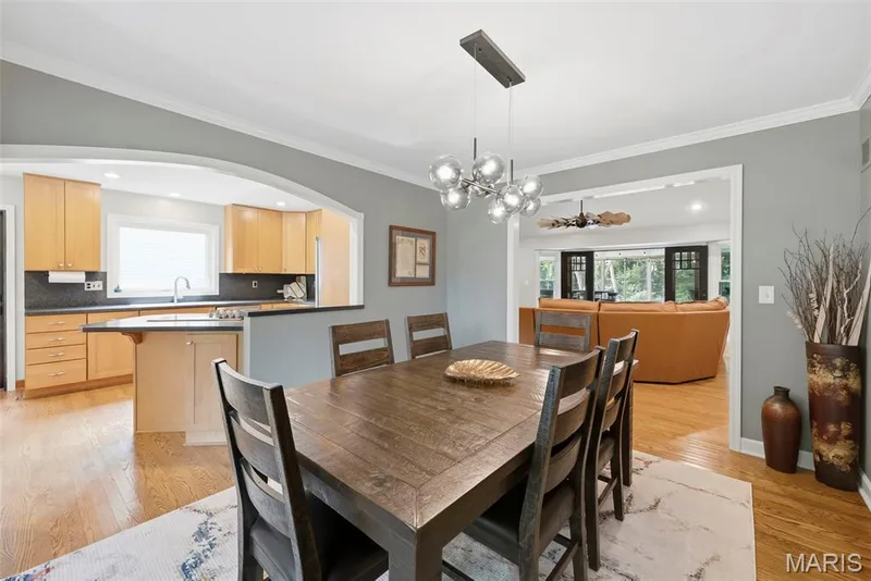 2953 Kandahar Drive, St Charles, MO 63303 — listing photo 14 of 50