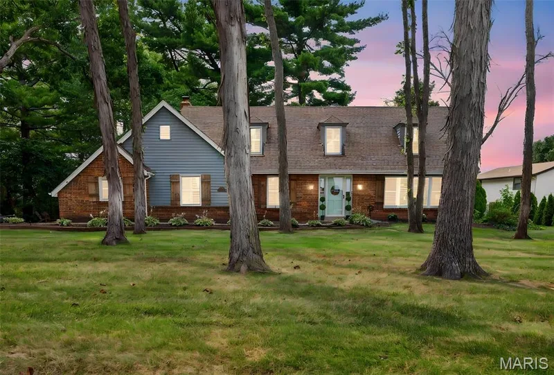 4 Chantilly Court, Lake St. Louis, MO β listing photo 1
