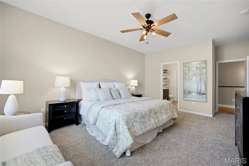 2349 Banon Drive, St Charles, MO 63301 — listing photo 10 of 33