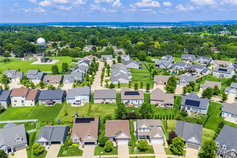 2349 Banon Drive, St Charles, MO 63301 — listing photo 30 of 33