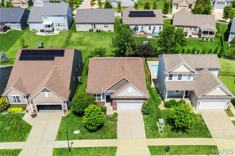 2349 Banon Drive, St Charles, MO 63301 — listing photo 31 of 33